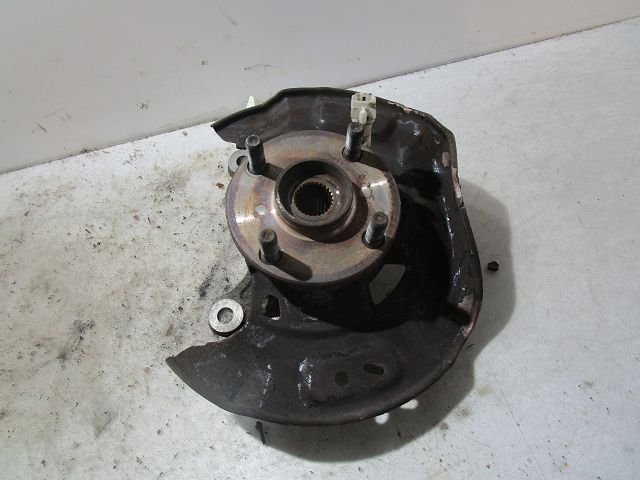 TOYOTA-FUSEE AVG