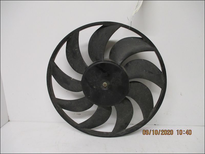 RENAULT-VENTILATEUR DE REFROIDISSEMENT D