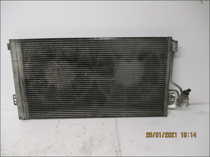 MERCEDES-CONDENSEUR CLIM