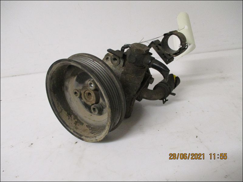 VOLKSWAGEN-POMPE DIRECTION ASSISTEE
