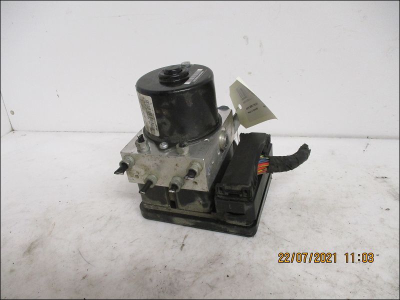 B.M.W.-UNITE HYDRAULIQUE ABS