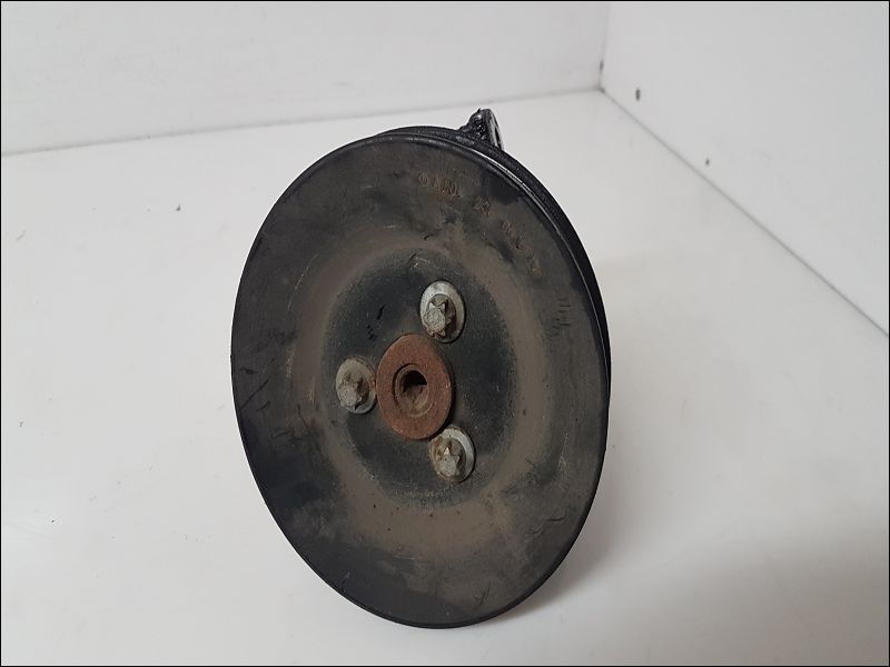 MERCEDES-POMPE DIRECTION ASSISTEE