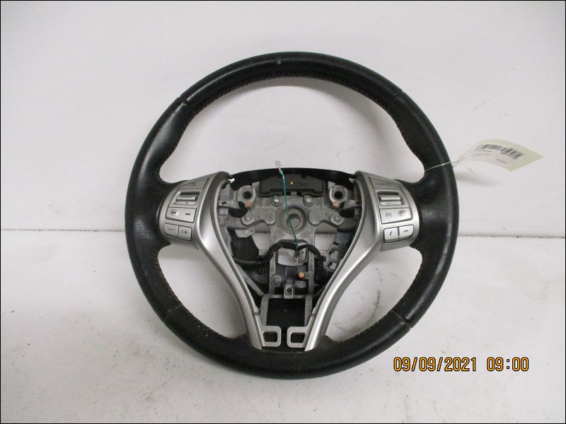 NISSAN-VOLANT DE DIRECTION