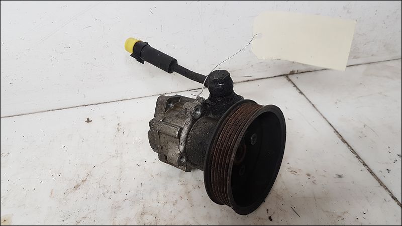 VOLKSWAGEN-POMPE DIRECTION ASSISTEE