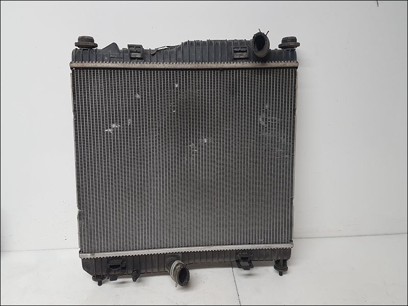 FORD-RADIATEUR