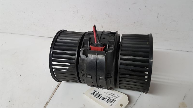 RENAULT-MOTEUR VENTILATEUR CHAUFFAGE