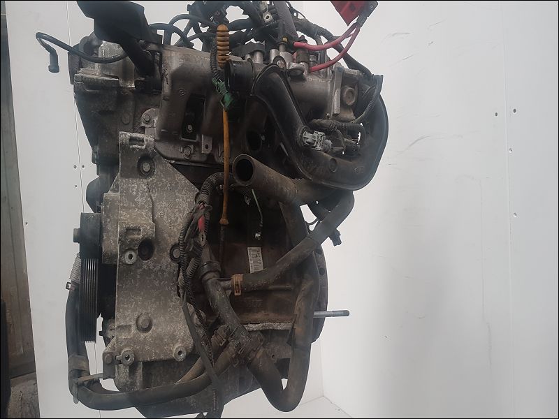 RENAULT-MOTEUR COMPLET