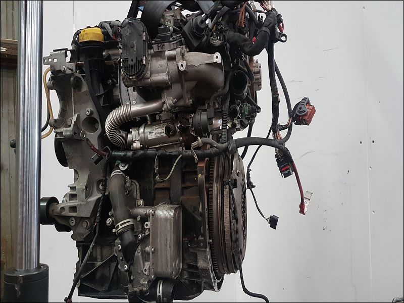 RENAULT-MOTEUR COMPLET