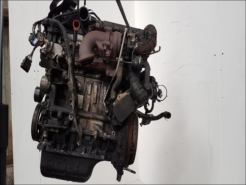 PEUGEOT-MOTEUR COMPLET