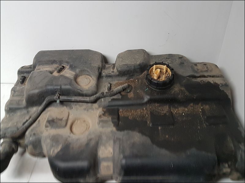 VOLKSWAGEN-RESERVOIR CARBURANT