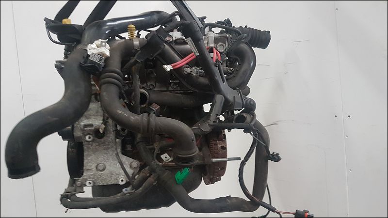 RENAULT-MOTEUR COMPLET