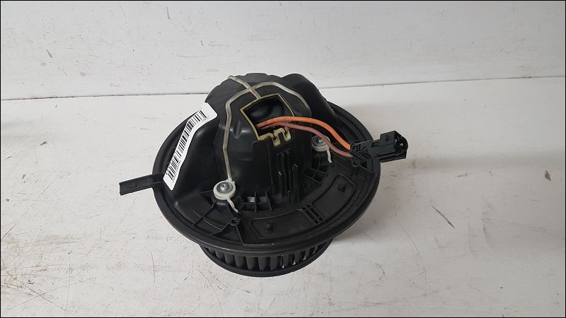 MERCEDES-MOTEUR VENTILATEUR CHAUFFAGE