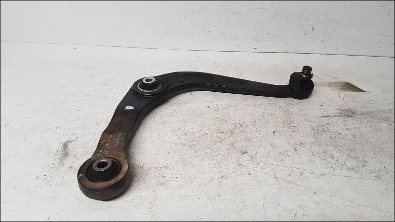 PEUGEOT-TRIANGLE INF AVD