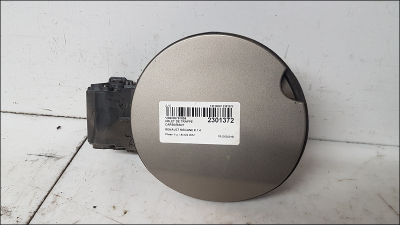 RENAULT-VOLET DE TRAPPE CARBURANT