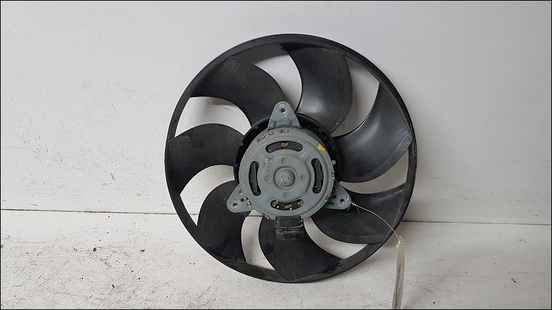 RENAULT-VENTILATEUR DE REFROIDISSEMENT D