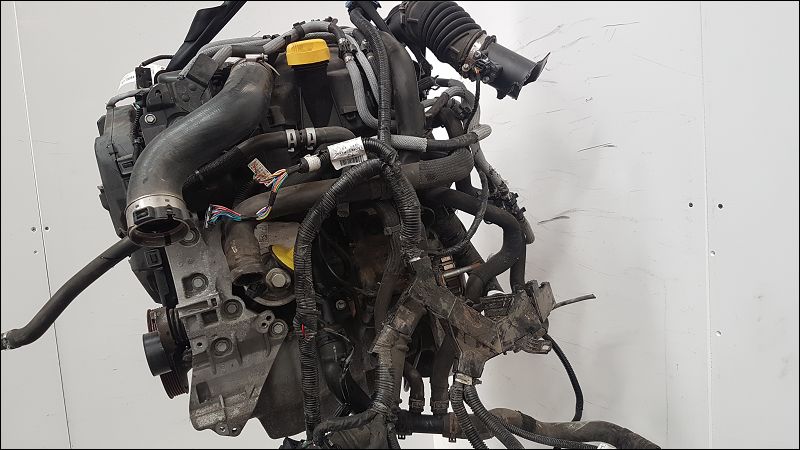 NISSAN-MOTEUR COMPLET