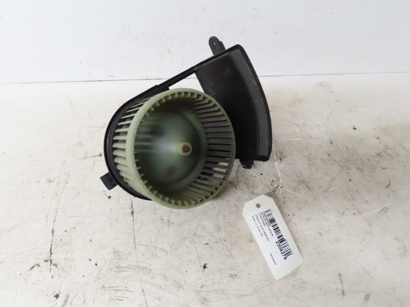 RENAULT-MOTEUR VENTILATEUR CHAUFFAGE