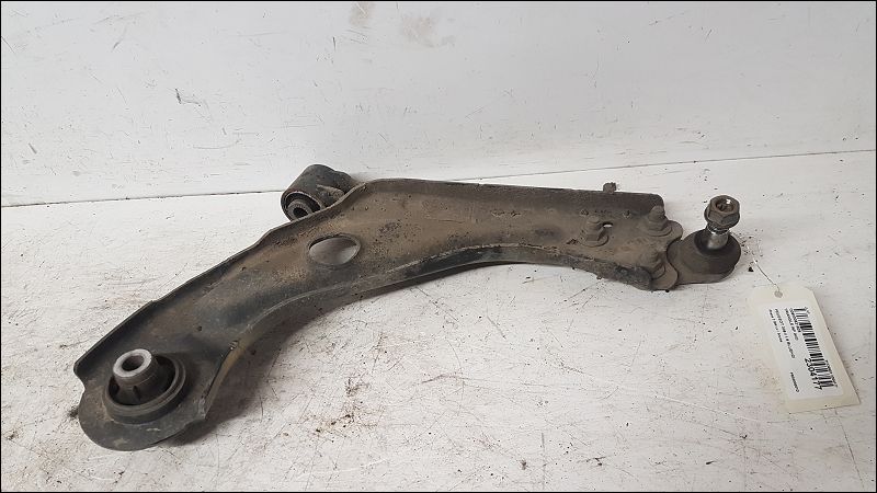 PEUGEOT-TRIANGLE INF AVD