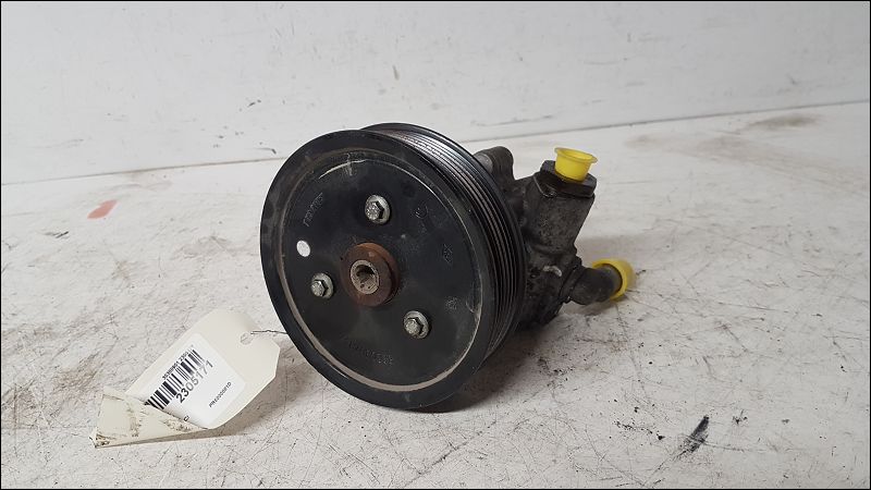 RENAULT-POMPE DIRECTION ASSISTEE