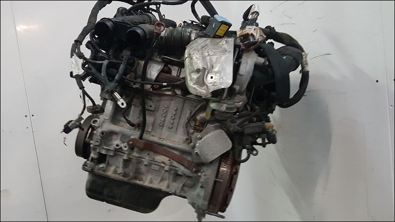 PEUGEOT-MOTEUR COMPLET