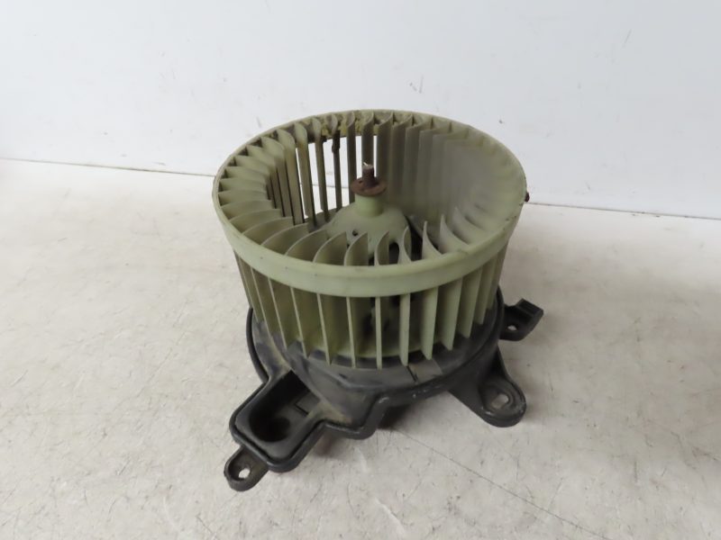 PEUGEOT-MOTEUR VENTILATEUR CHAUFFAGE