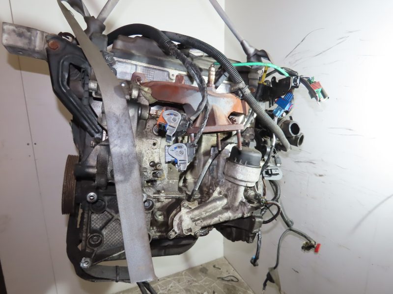 PEUGEOT-MOTEUR COMPLET
