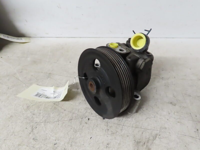 FORD-POMPE DIRECTION ASSISTEE