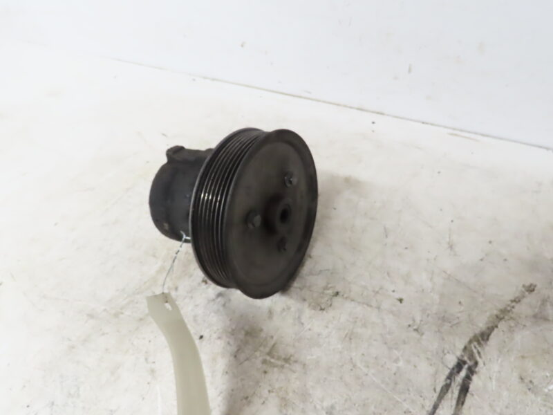 RENAULT-POMPE DIRECTION ASSISTEE