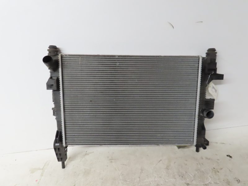 FORD-RADIATEUR