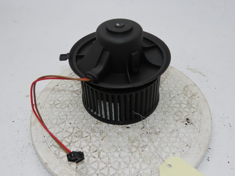 RENAULT-MOTEUR VENTILATEUR CHAUFFAGE