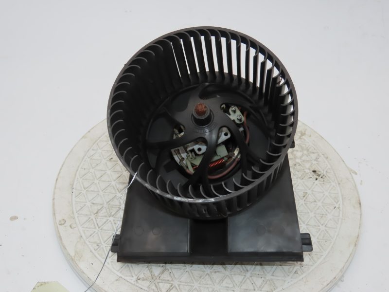 VOLKSWAGEN-MOTEUR VENTILATEUR CHAUFFAGE