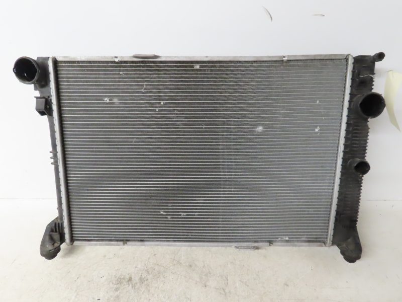 MERCEDES-RADIATEUR