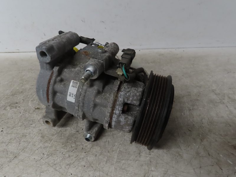 FORD-COMPRESSEUR AIR CONDITIONNE