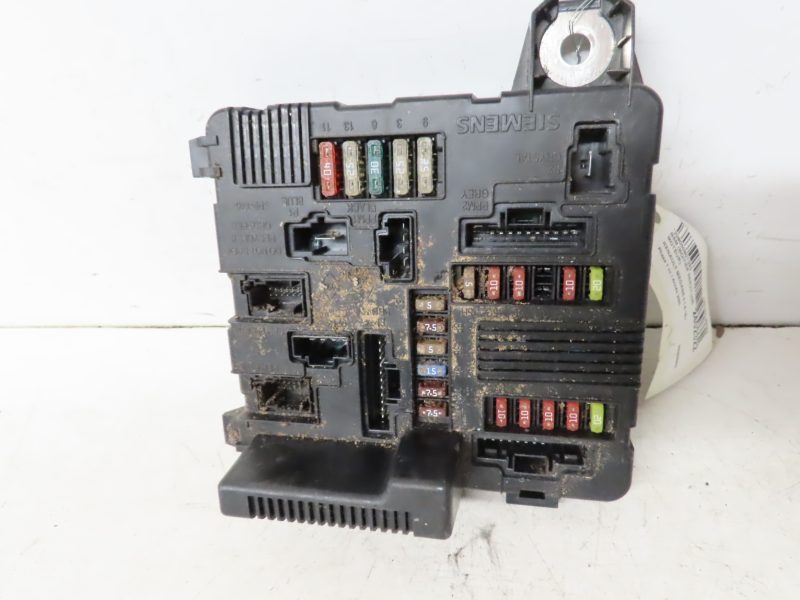 RENAULT-BSM (BOITIER SERVITUDE MOTEUR)