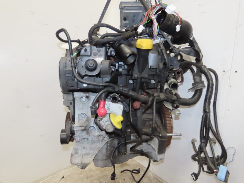 NISSAN-MOTEUR COMPLET