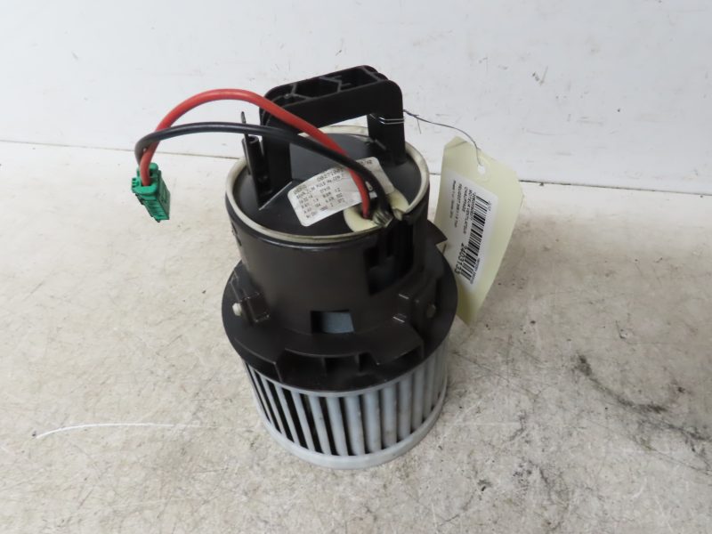 PEUGEOT-MOTEUR VENTILATEUR CHAUFFAGE