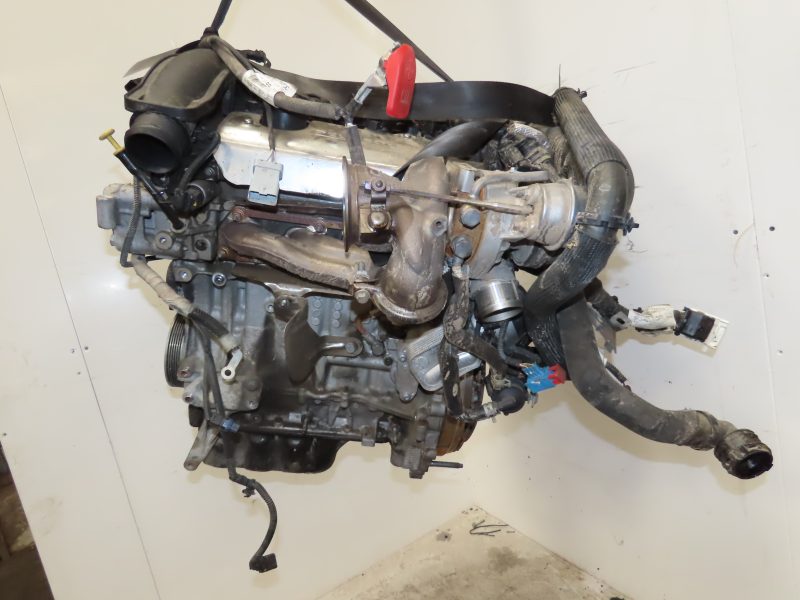 PEUGEOT-MOTEUR COMPLET