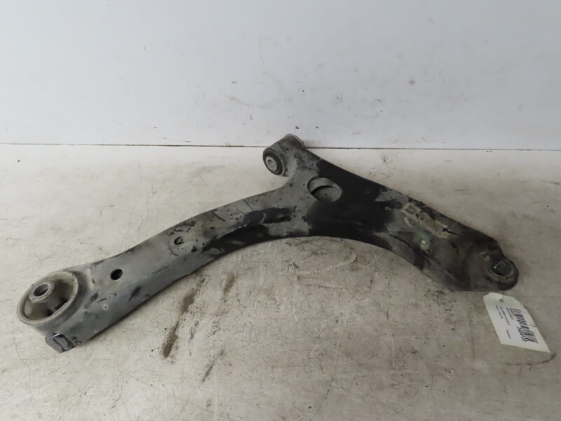 FORD-TRIANGLE INF AVD