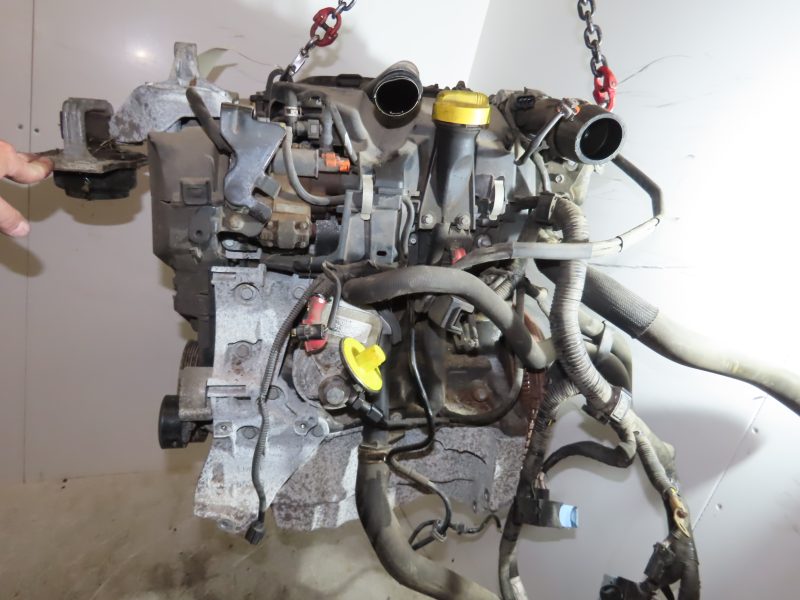 NISSAN-MOTEUR COMPLET