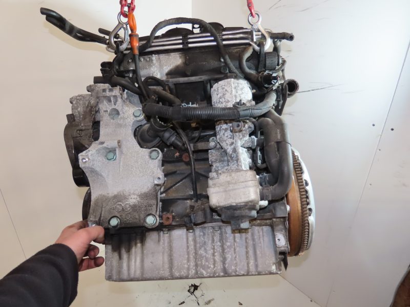 AUDI-MOTEUR COMPLET