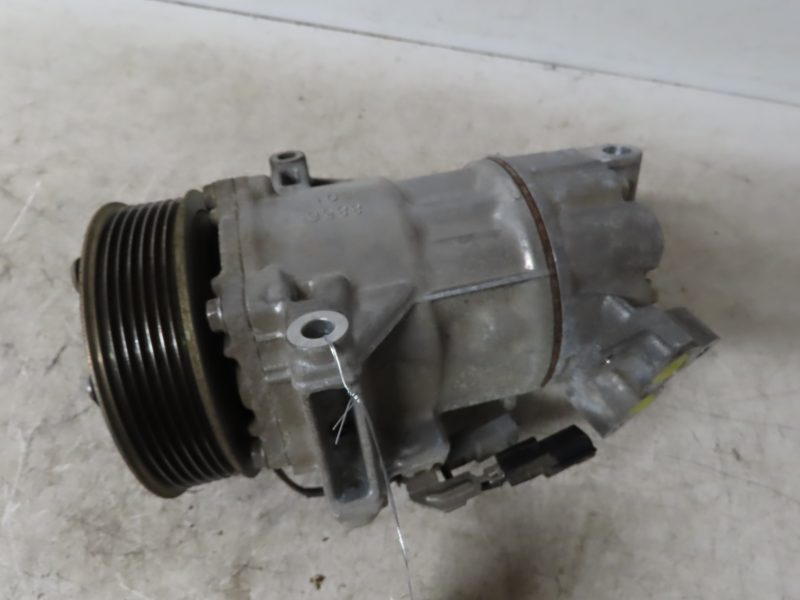 RENAULT-COMPRESSEUR AIR CONDITIONNE
