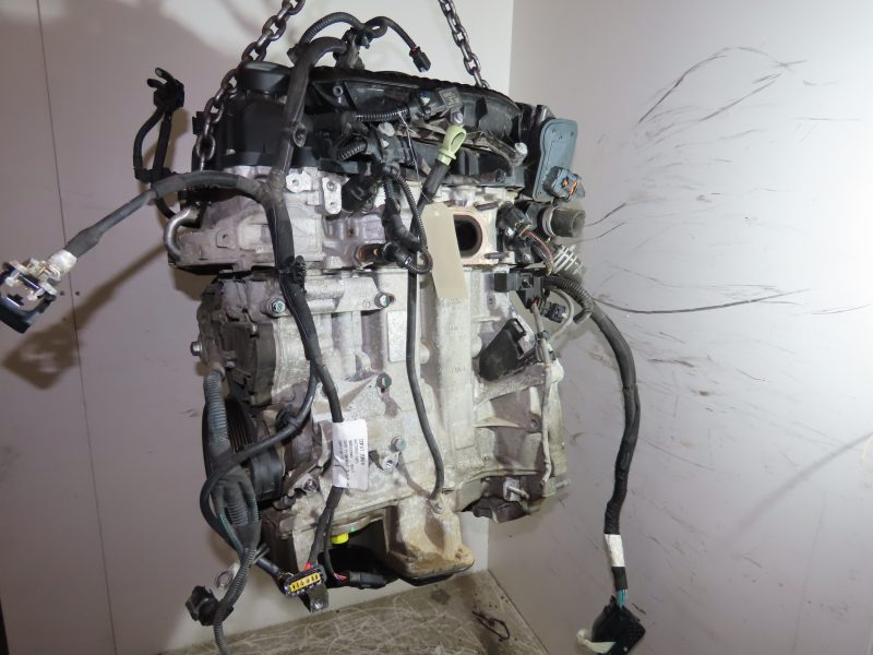 PEUGEOT-MOTEUR COMPLET