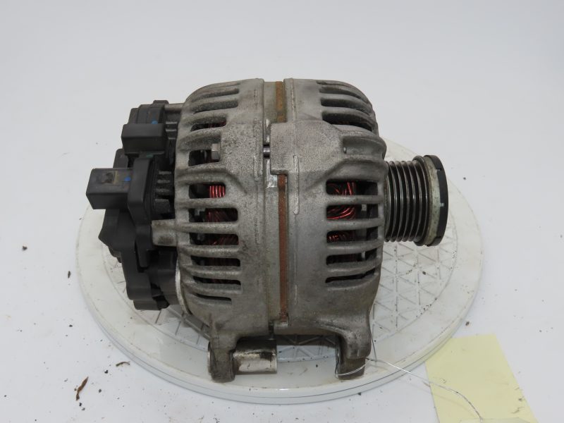 VOLKSWAGEN-ALTERNATEUR