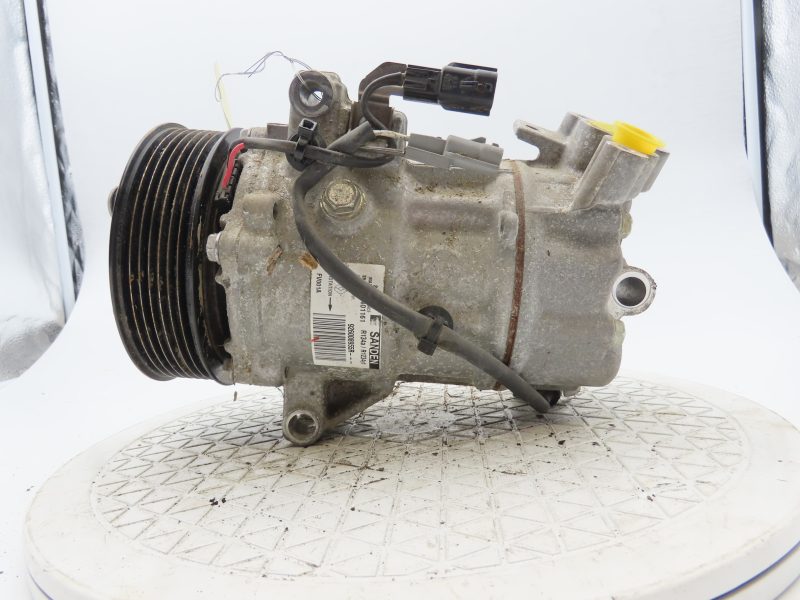 RENAULT-COMPRESSEUR AIR CONDITIONNE