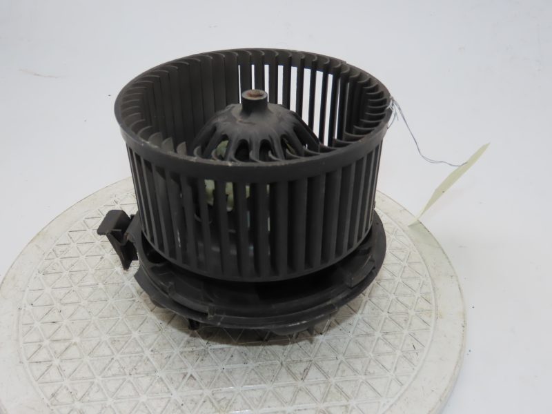 RENAULT-MOTEUR VENTILATEUR CHAUFFAGE