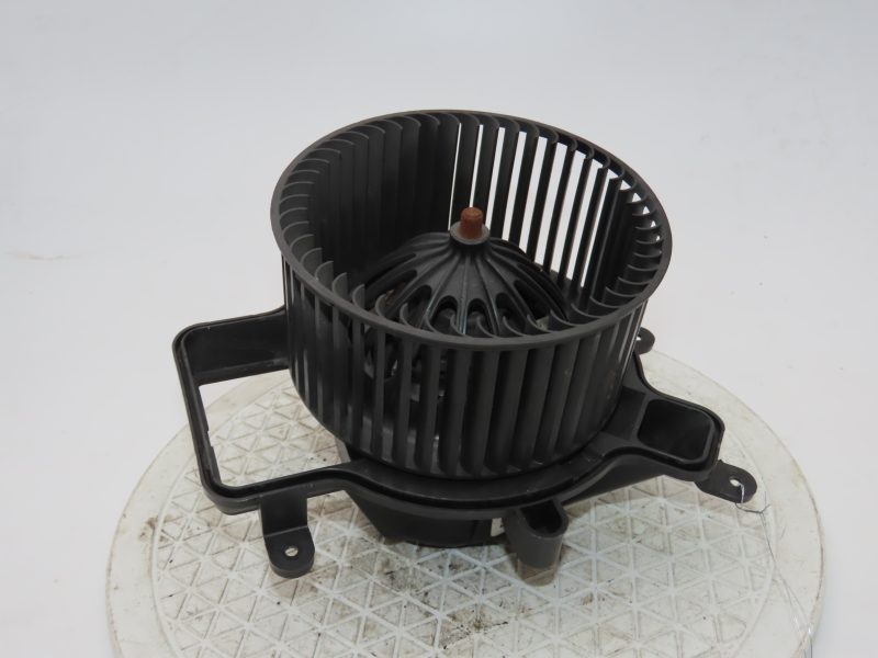 PEUGEOT-MOTEUR VENTILATEUR CHAUFFAGE