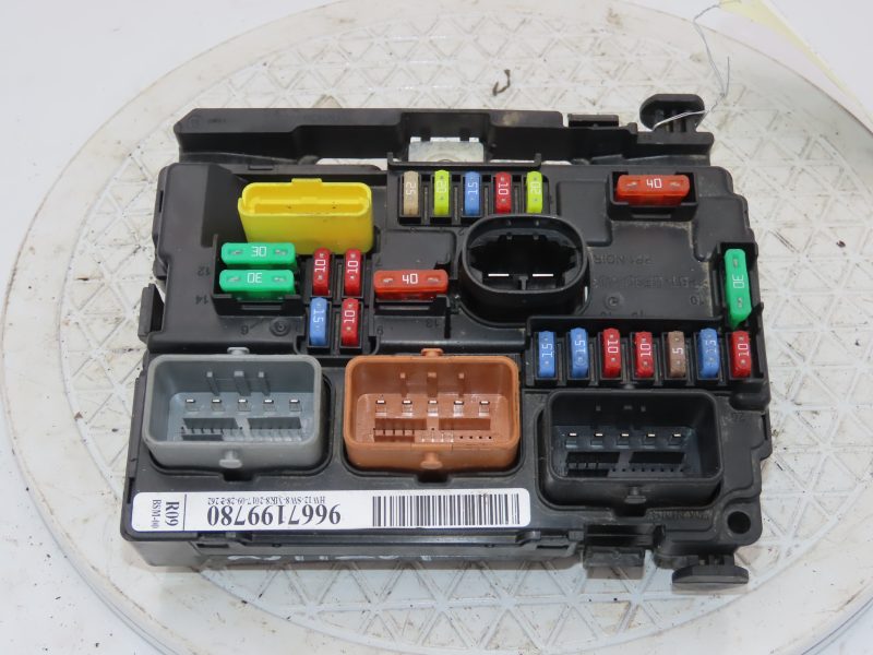PEUGEOT-BSM (BOITIER SERVITUDE MOTEUR)