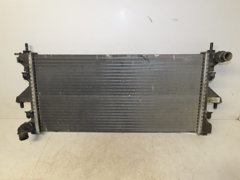 PEUGEOT-RADIATEUR