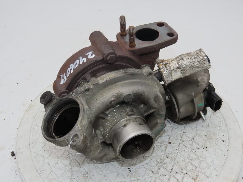 PEUGEOT-TURBO