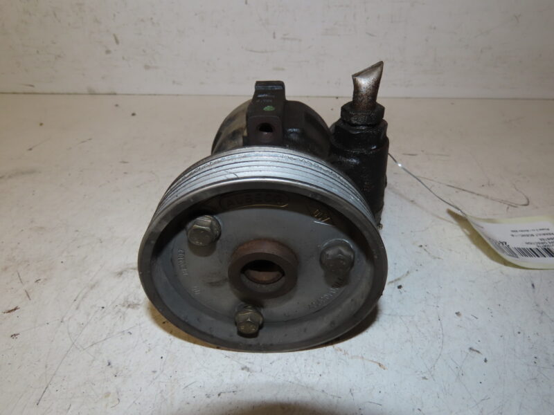 RENAULT-POMPE DIRECTION ASSISTEE